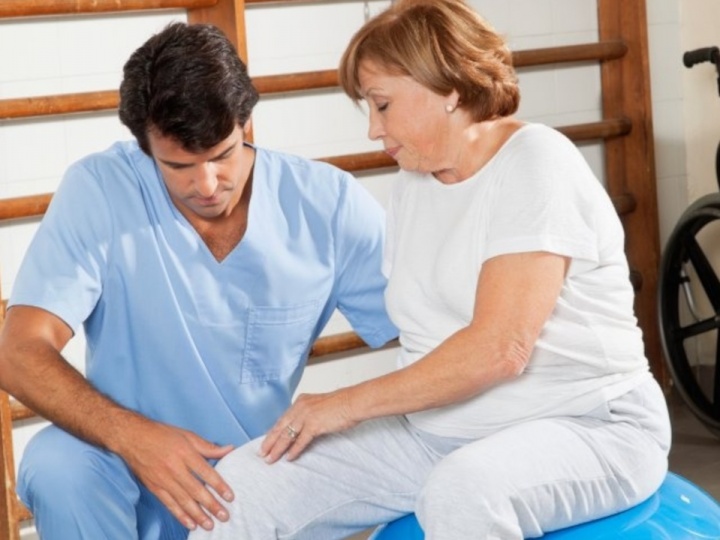 Rehabilitáció és fizioterápia, masszőrök és wellness