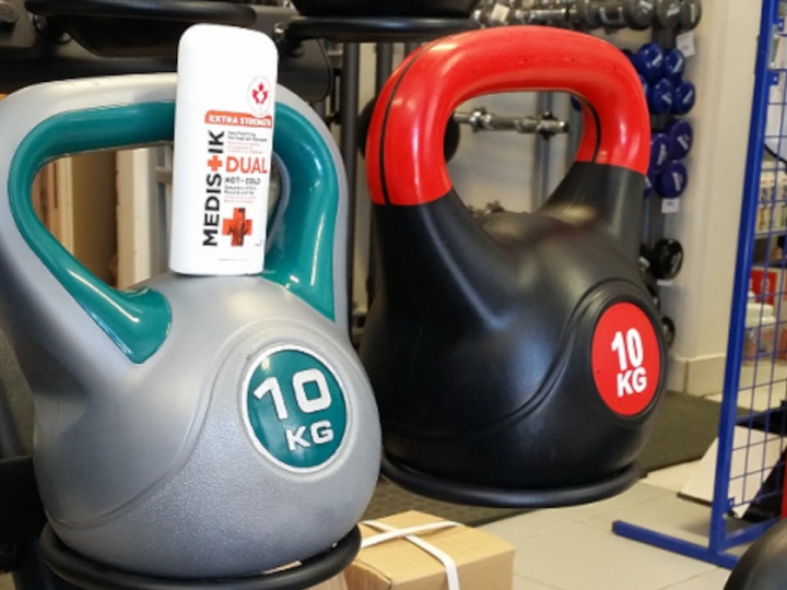 Sportklubok, üzletek, tűzoltók, katonák